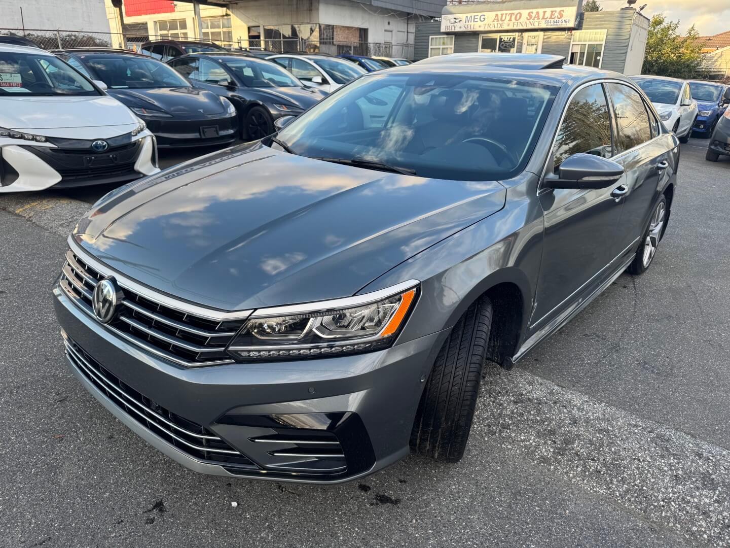 2018 Volkswagen Passat R-Line
