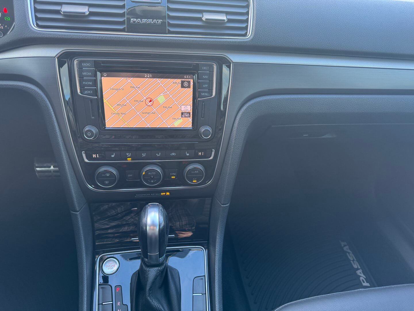 2018 Volkswagen Passat R-Line