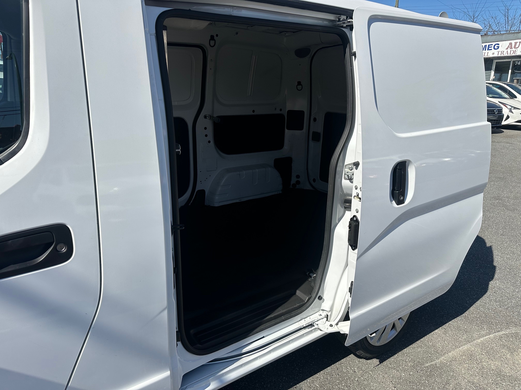 2020 Nissan NV200