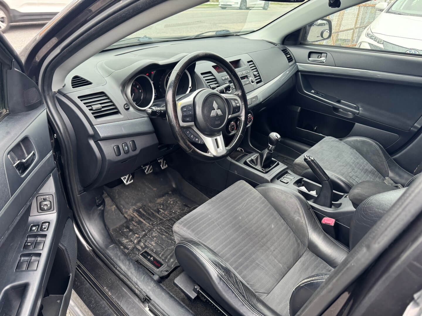 2011 Mitsubishi Lancer Evolution GSR