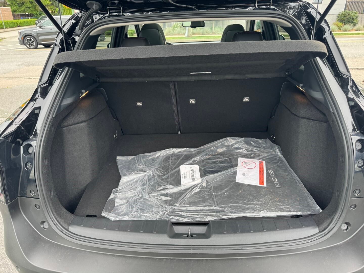 2026 Nissan Kicks SR Premium